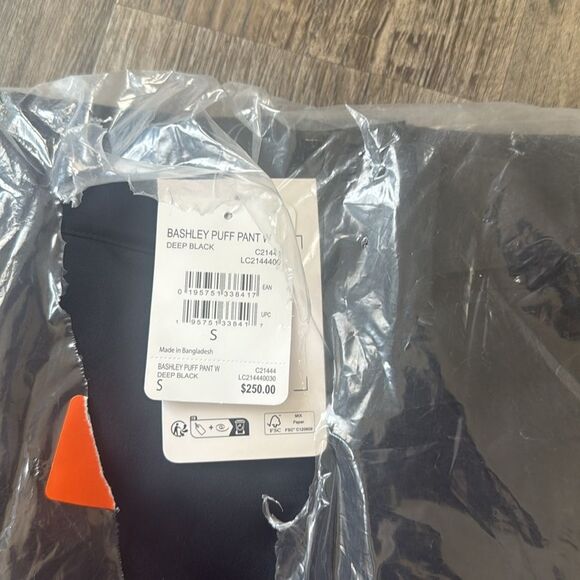 Salomon Bashley puff ski pants in black • Small - Picture 5 of 9